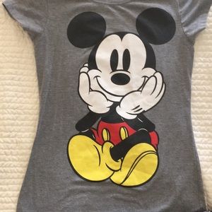 Disney Mickey t shirt